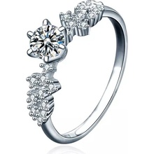 Royal Fashion strieborný rhodiovaný prsteň s drahokamom moissanitom HA XJZ046
