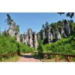 DIMEX ART Флизелинов фототапет високи скални кули 375 x 250 см
