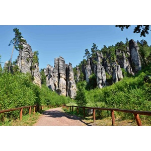 DIMEX ART Флизелинов фототапет високи скални кули 375 x 250 см