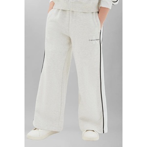 Calvin Klein Jeans спортен комплект за деца от памук (LVCKTJI12G.128.170.9BY2) - answear - 193,61 лв