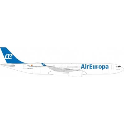 Herpa A330-343 Air Europa Named Francisca Acera 1:500