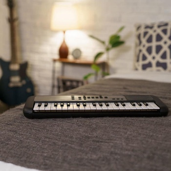 Image 1 of Yamaha PSS A50