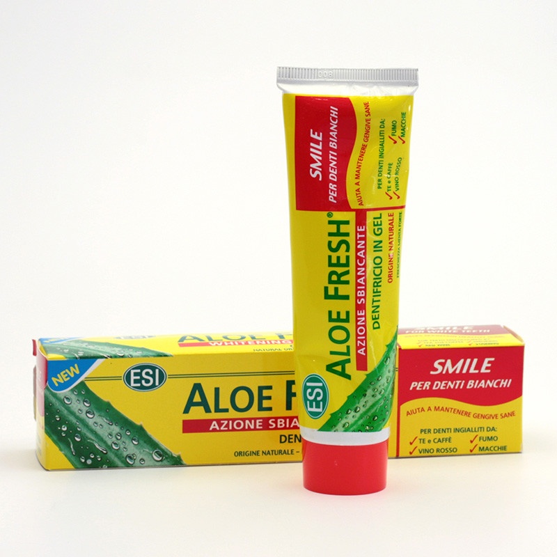 lr aloe vera spray Moisturizing Aloe Refresher Spray – Reagan Sanai main image 1