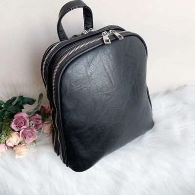 Раница Черна - Модел 302