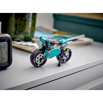 Image 1 of LEGO® Creator 3-in-1 - Vintage Motorcycle (31135)