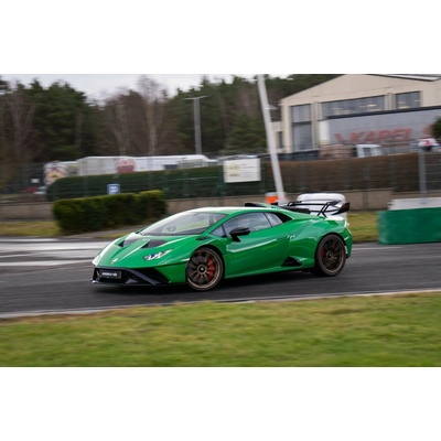 Jízda Lamborghini Huracan v Sosnové, 1 osoba, 1 kolo