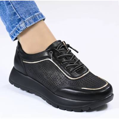 Сникърси A18105-1 Black