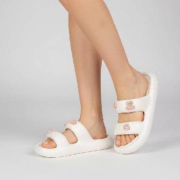 Дамски джапанки в бяло с декорация фигурки