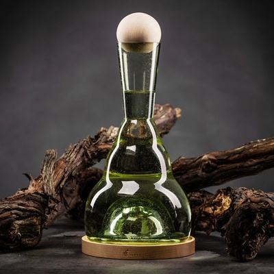 ViaHuman Karafa BASIC lesní sklo 1400 ml