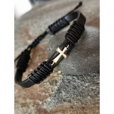 Златен кръст с кожа за мъж