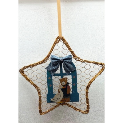 HAND MADE Zlatá Vánoční hvězda s medvídkem