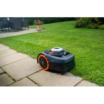 Image 1 of Segway Navimow i108E (AA-12-02-03-0005)