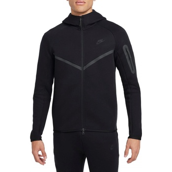 Nike Tech