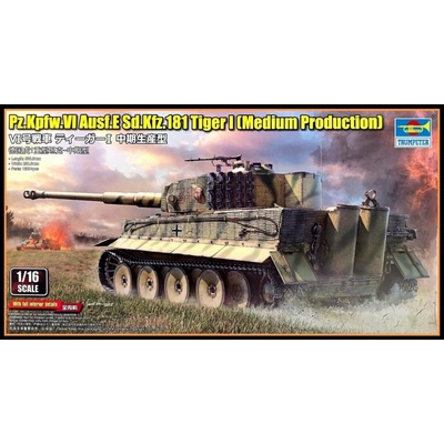 Trumpeter Pz.Kpfw.VI Ausf.E Sd.Kfz.181 Tiger I Medium Production w/ full interior kit 1:16