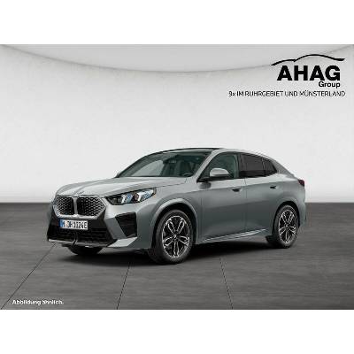 BMW iX2 eDrive20 150 kW