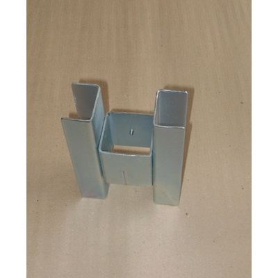 Držák podhrabových desek 3D - oboustranný FeZn 60x60