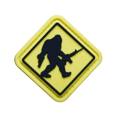 ARMED PATCHES PVC nášivka ozbrojený Bigfoot, Pistol and Rifle, Žlutá