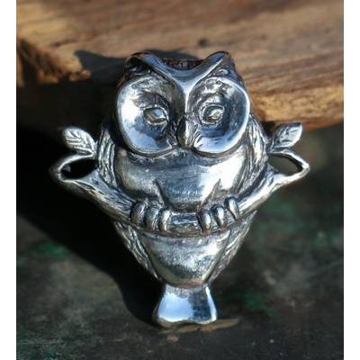 Drakkaria SOVA na větvi stříbrný přívěšek P3958