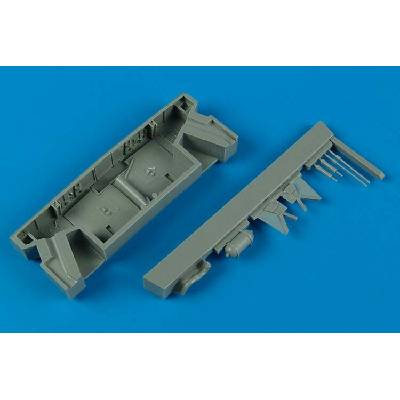 ITALERIHawker Hurricane wheel bays 1:48