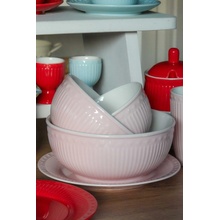 Isabelle Rose Porcelánová miska v ružovej farbe v retro štýle so srdiečkovým motívom a vrúbkami 14 x 7 cm