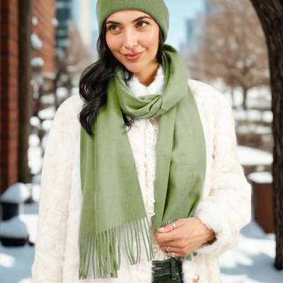 Krumlovanka s ovčí vlnou Cashmere Sensation hráškově zelená hřejivá P-72650-VP