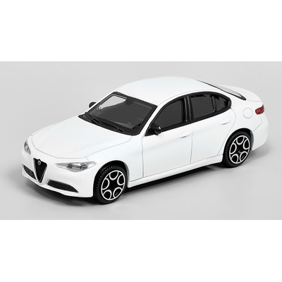 Bburago Alfa Romeo Giulia 2016 bílá 1:43
