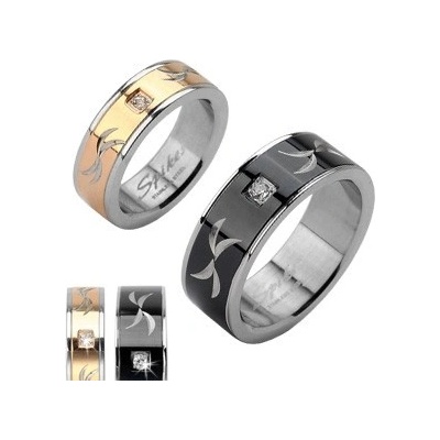 Šperky Eshop Ocelový prsten gravírovaný snubní prsten se zirkonem Q03.05
