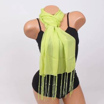 Image 1 of Свеж дамски шал в цвят лайм с дълги ресни и перлички