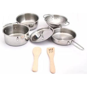 Man Yuk Toys Комплект от неръждаема стомана - 7 части (668-g5)