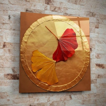 Art gift Стъклено арт пано с елегантни листа - златен акцент за интериора