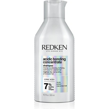 Redken Acidic Bonding Concentrate posilňujúci šampón na slabé vlasy 300 ml