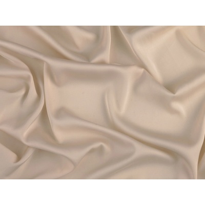 44. Hedvábí béžová / invincible beige