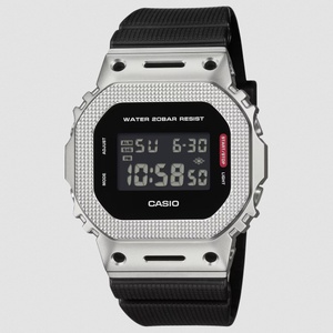 Casio GM-5600M-1ER Часовници