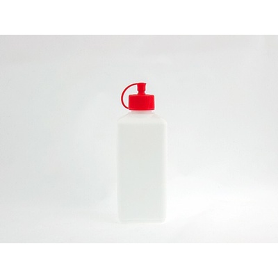Plastová láhev hranatá 250 ml