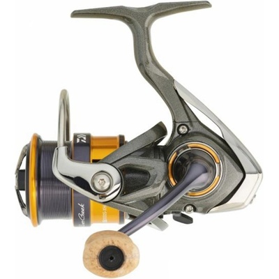 Daiwa 22 Silvercreek X LT 2000S XH