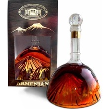Proshyan decanter Ararat 10y 40% 0,5 l (karton)