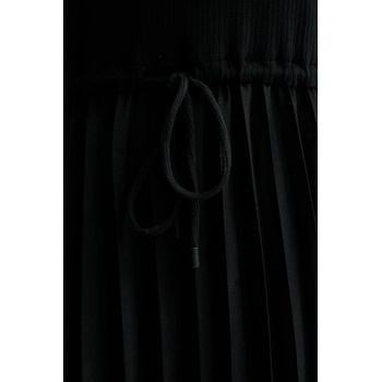 Tommy Hilfiger Рокля Tommy Hilfiger в черно среднодълга разкроена WW0WW46138 (WW0WW46138)