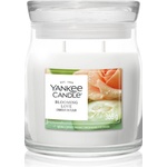 Yankee Candle Blooming Love ароматна свещ 368 гр