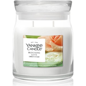 Yankee Candle Blooming Love ароматна свещ 368 гр