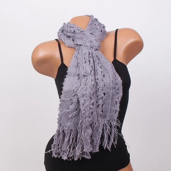 Image 1 of Плетен шал в сиво с флорални мотиви и ресни