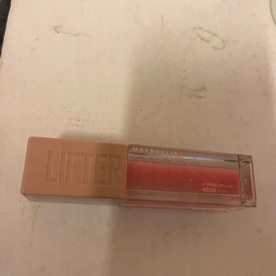 Maybelline Lifter Gloss hydratační lesk na rty 21 Gummy Bear 5,4 ml – Zboží Dáma