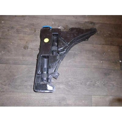 nádobka ostřikovačů - 2 motorky AUDI A4 8W0 8W0955451F 8W0955453H 8W0955453K