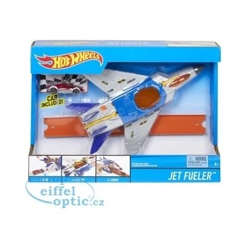 Hot Wheels super akce