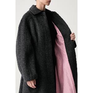 Stine Goya палто дамско с вълна (SG.AW26.O025.2561)