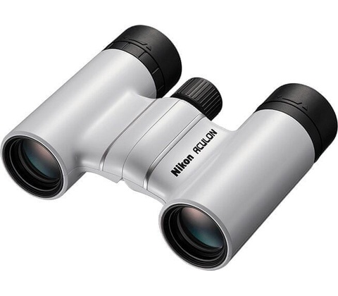 Nikon Aculon T02 8x21