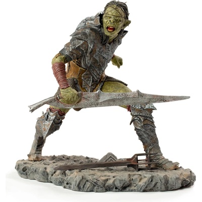Iron Studios Pán prsteňov Šermiar Orc meradlo 1:10 17 cm WBLOR43121-10