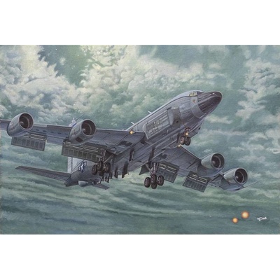 Roden Boeing RC 135V/W Rivet Joint USAF 1:144