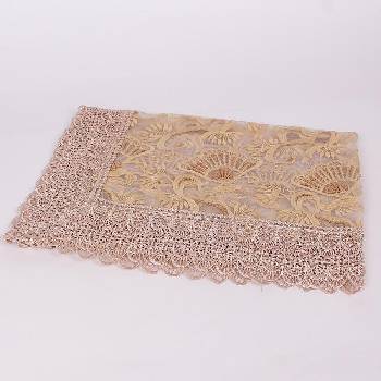 Image 1 of Луксозно каре в бежово с дантела и тюл