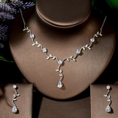 Éternelle souprava šperků Swarovski Elements Francoa SET-QT-G36A Bílá/čirá – Sleviste.cz