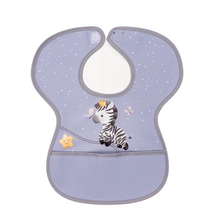 Sevibaby Силиконов лигавник с животинки Цвят лилав със зебра